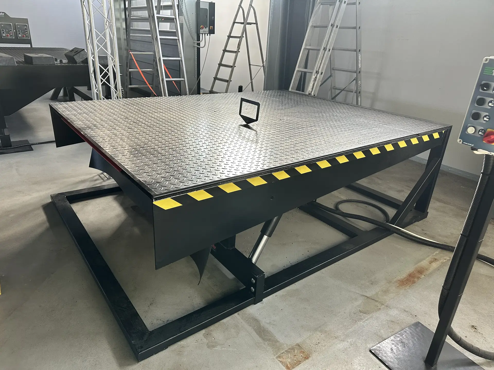 Vario CD kombidokk rámpakiegyenlítő beépítő kerettel - Vario CD Lip In