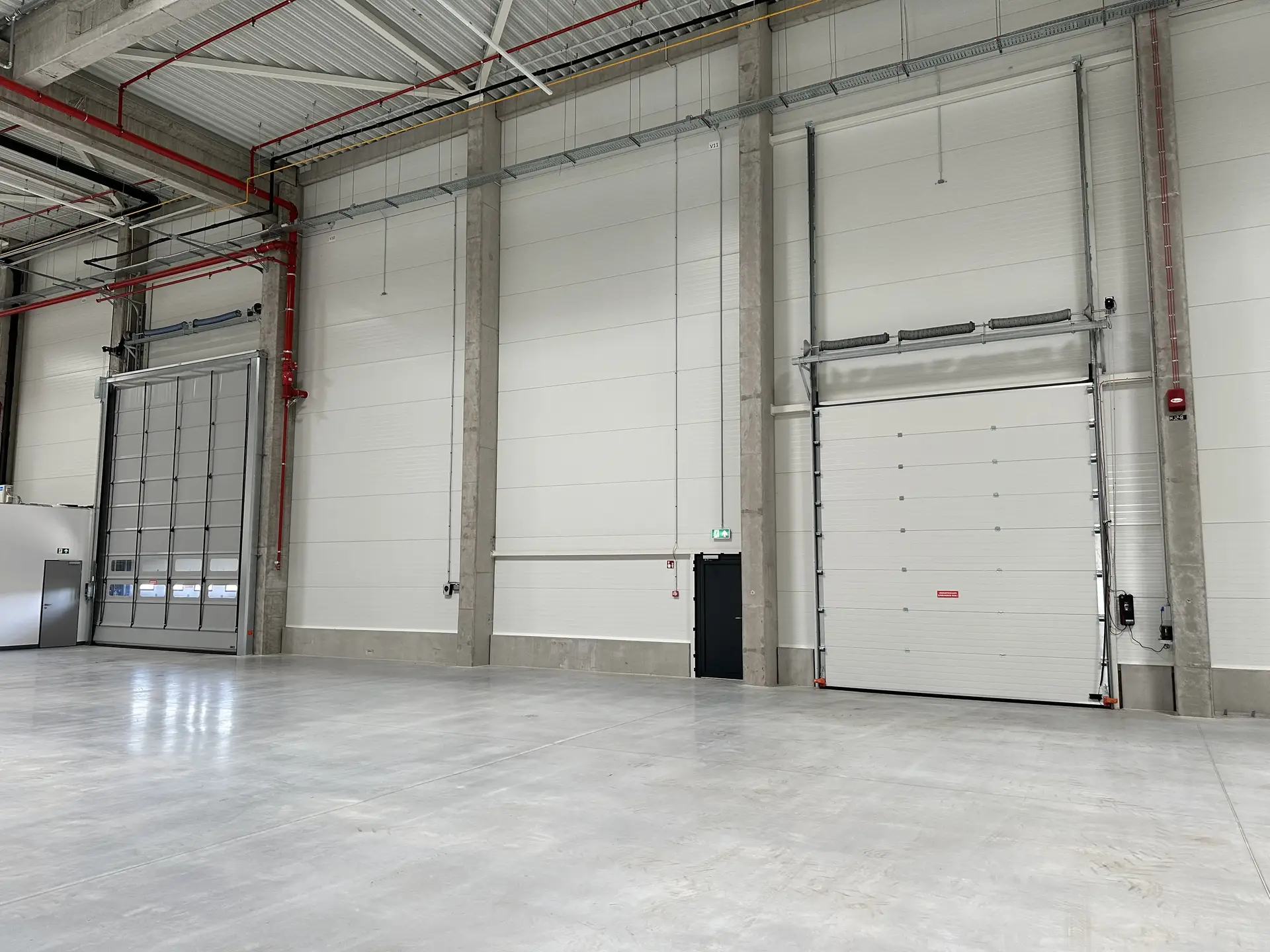 Vario Classic szekcionált ipari kapu - Vario Classic Back 2