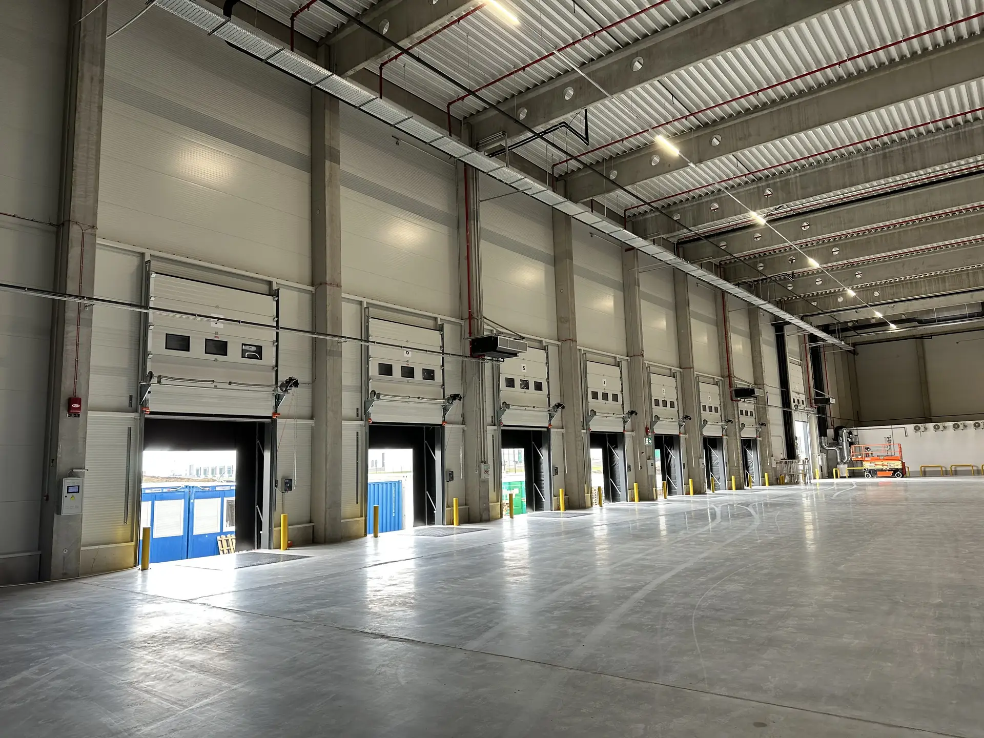 Vario Classic szekcionált ipari kapu - Vario Classic Fresh Air 5