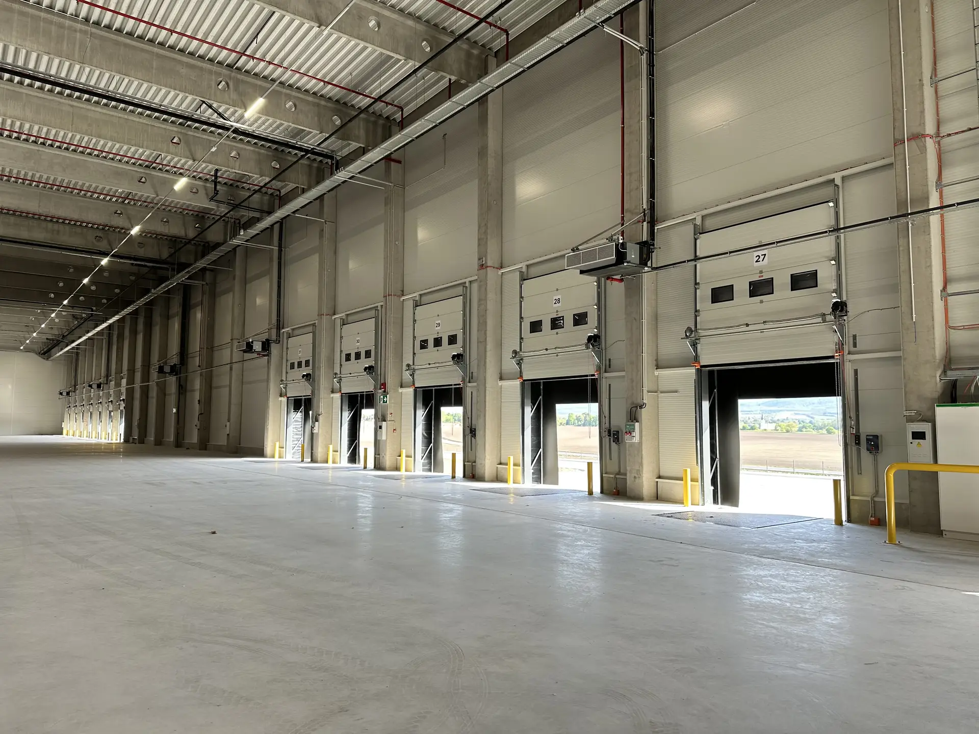 Vario Classic szekcionált ipari kapu - Vario Classic Fresh Air 6