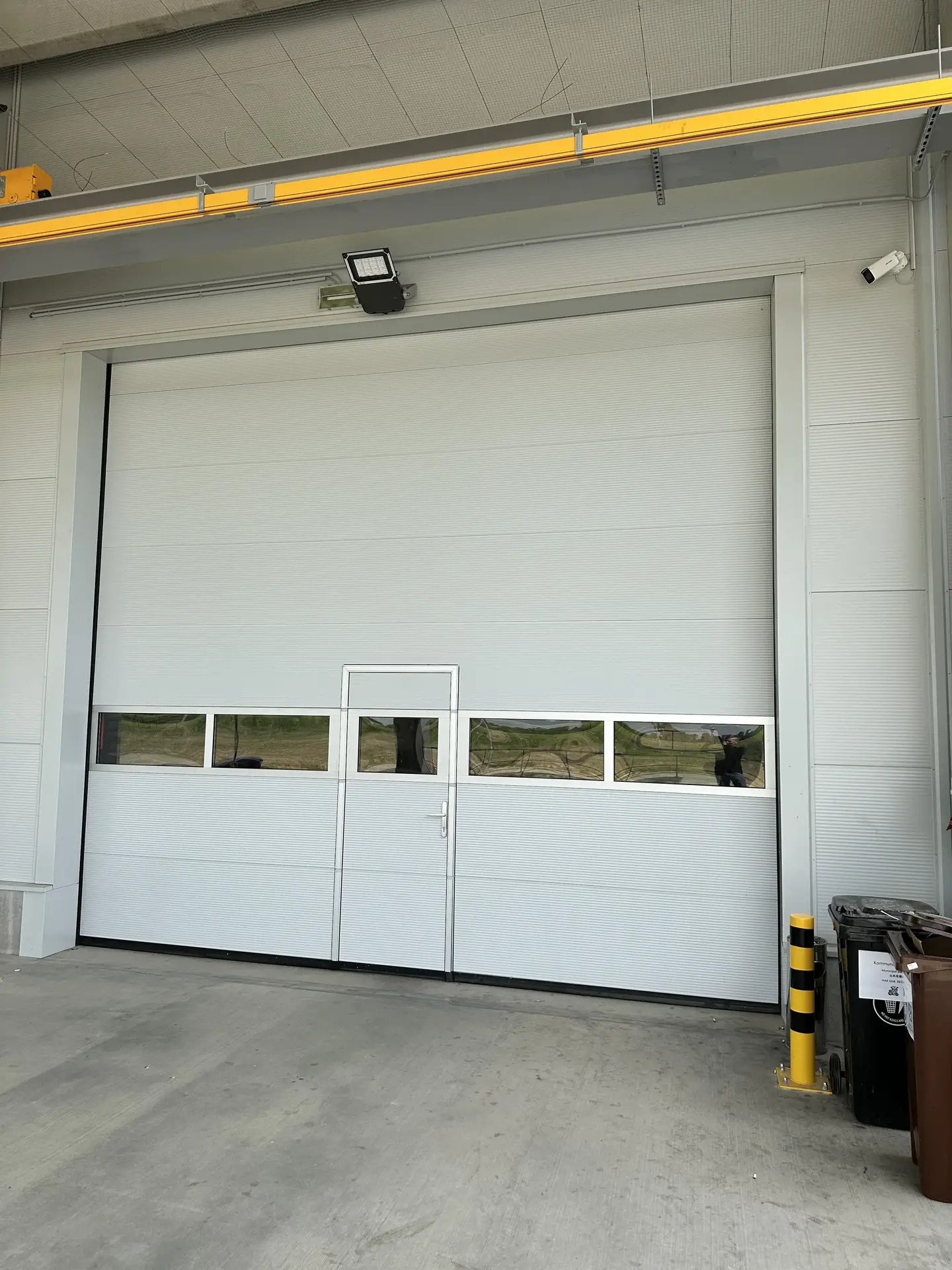 Vario Classic szekcionált ipari kapu - Vario Classic Pedestrian Panorama