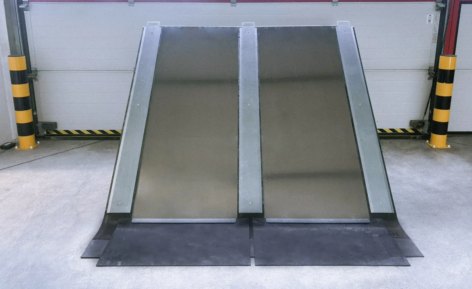 Vario Flom 500/1300 korlátlan mobil gát terepre - Vario FLOM 1300 Front