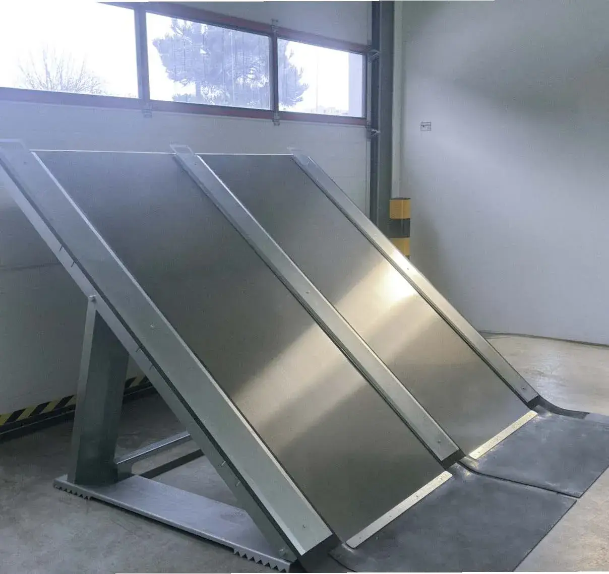 Vario Flom 500/1300 korlátlan mobil gát terepre - Vario FLOM 1300 Left