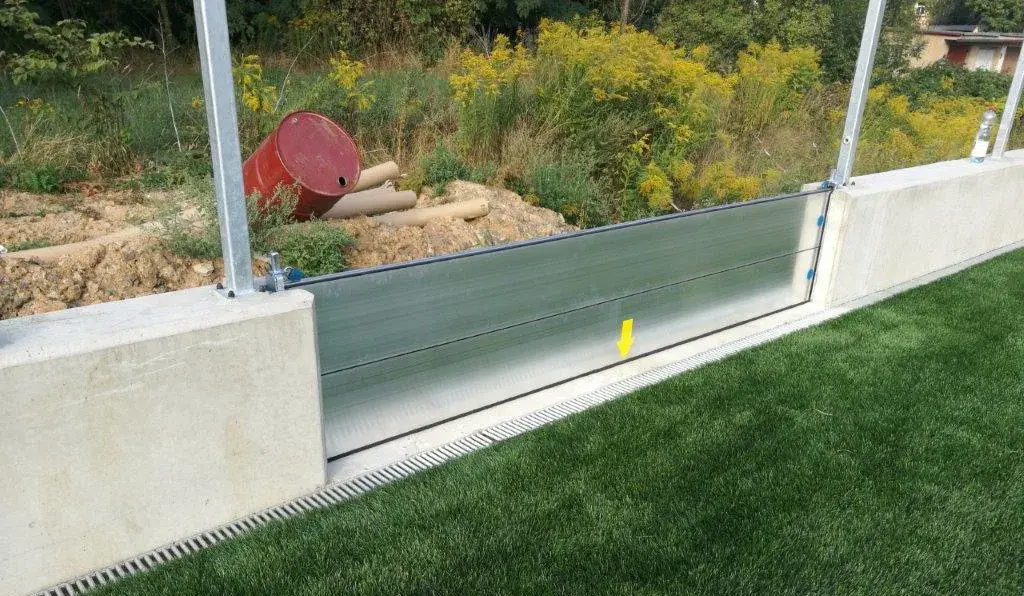 Vario Inova AL korlátlan mobil gát épített területekre - Vario INOVA AL Residental Entrance