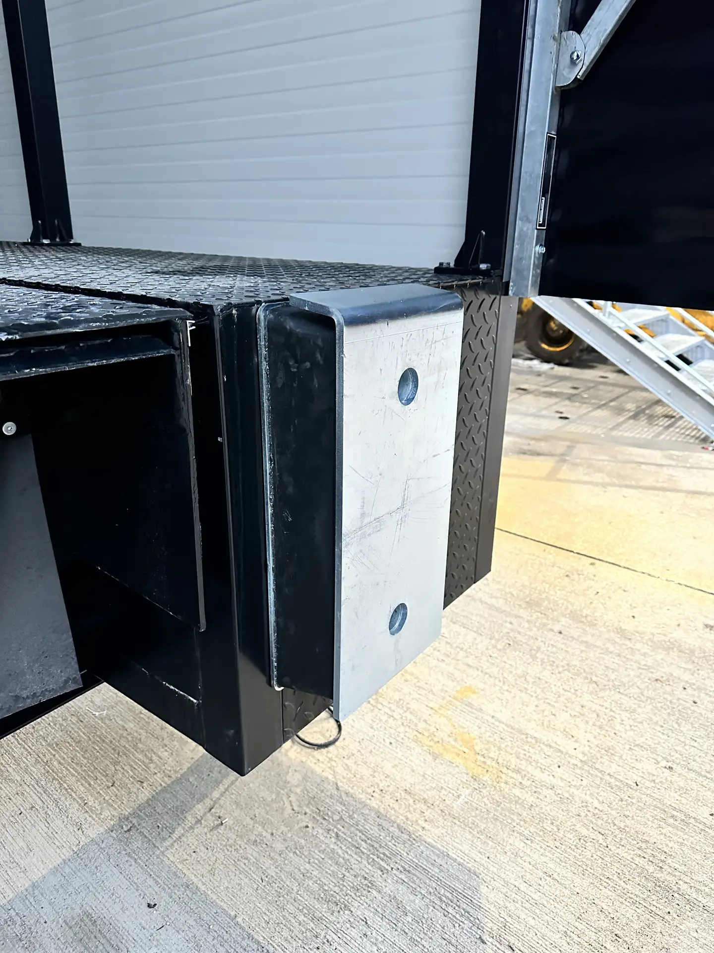 Vario Jumbo Pro gumi ütköző elülső-, és hátsó acél védelemmel - Vario Jumbo Pro Buffer 2