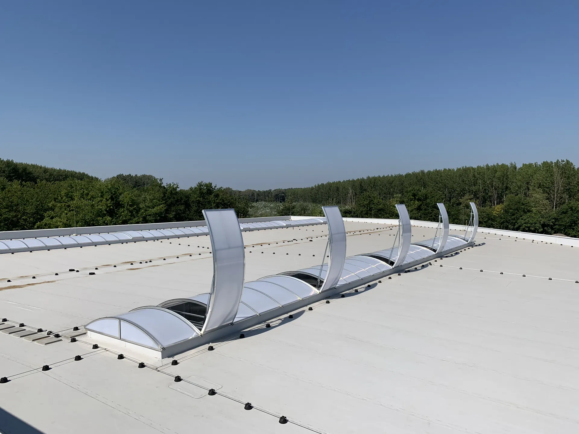 Sávfelülvilágítók